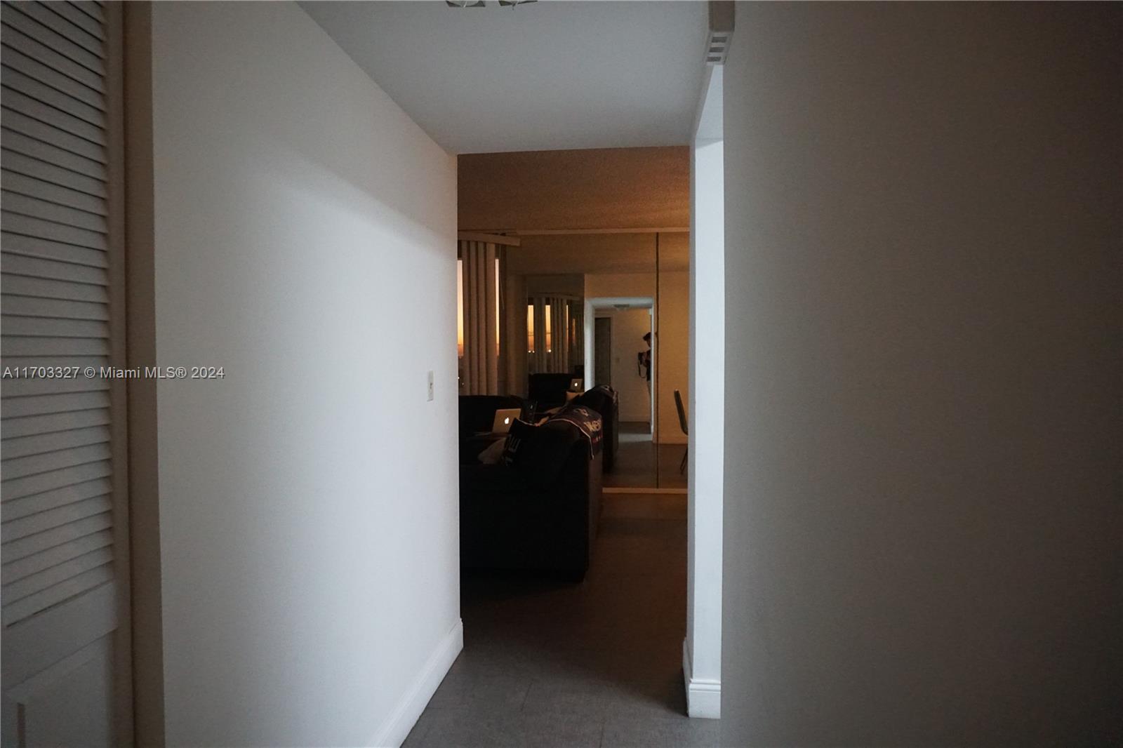 HILLCREST EAST NO 20 COND - Residential