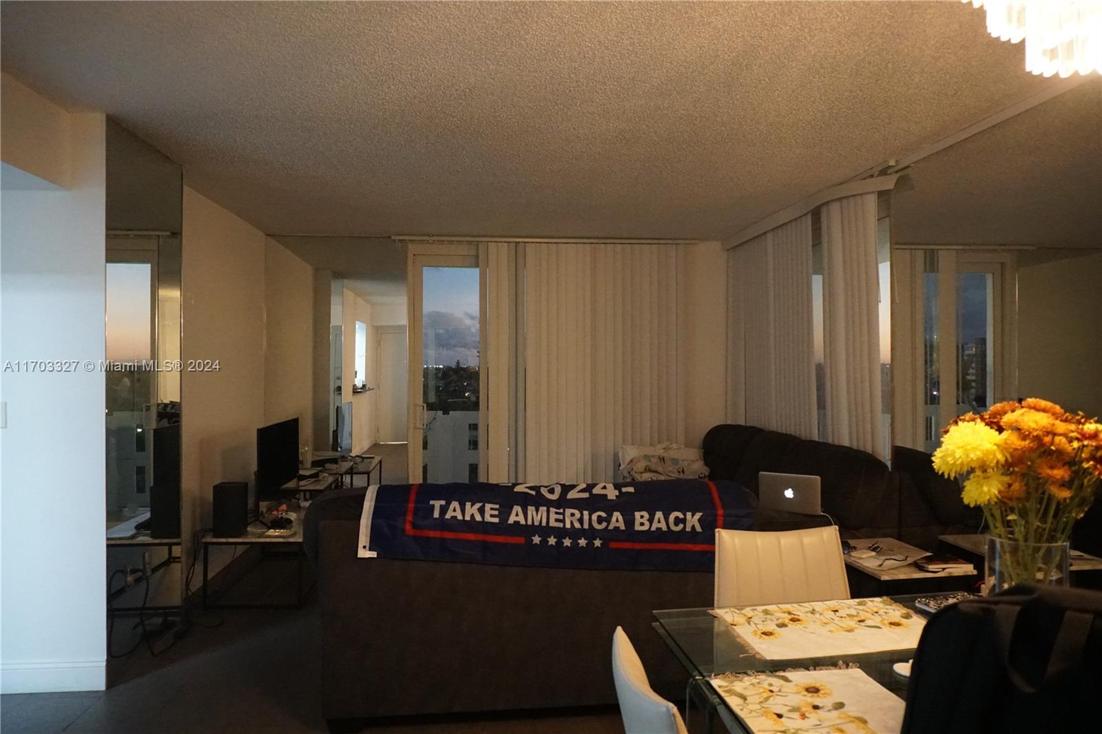 HILLCREST EAST NO 20 COND - Residential