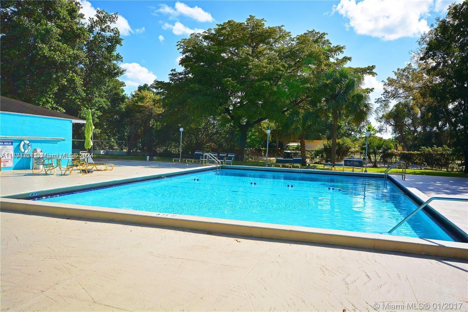 HILLCREST EAST NO 20 COND - Residential