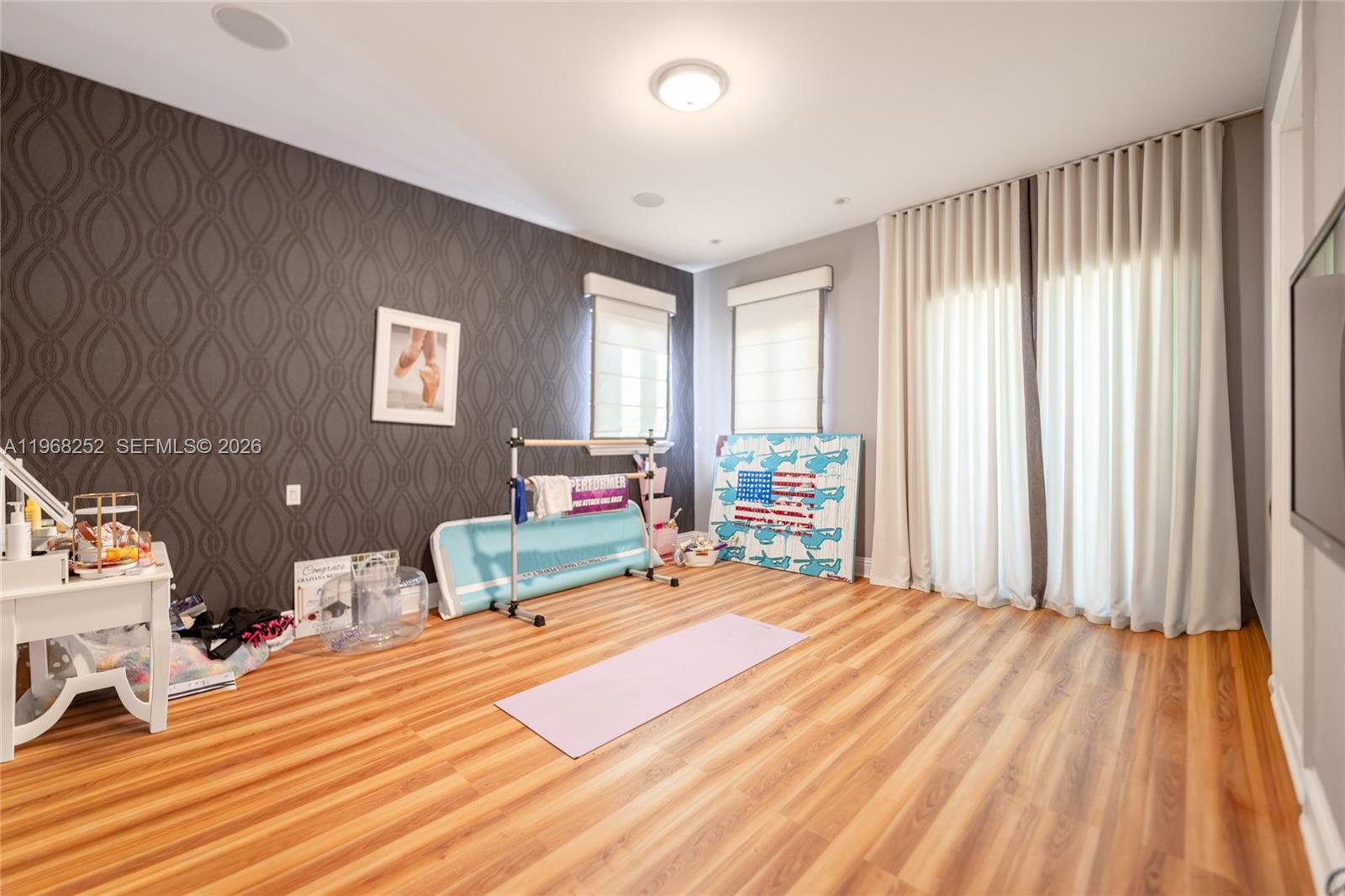 GABLES BY THE SEA - Residential