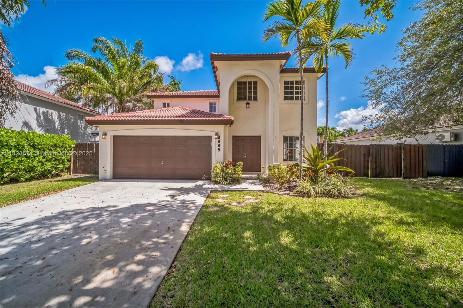 Property for Sale at 8995 Sw 213th St, Cutler Bay, Miami-Dade County, Florida - Bedrooms: 4 
Bathrooms: 3  - $650,000