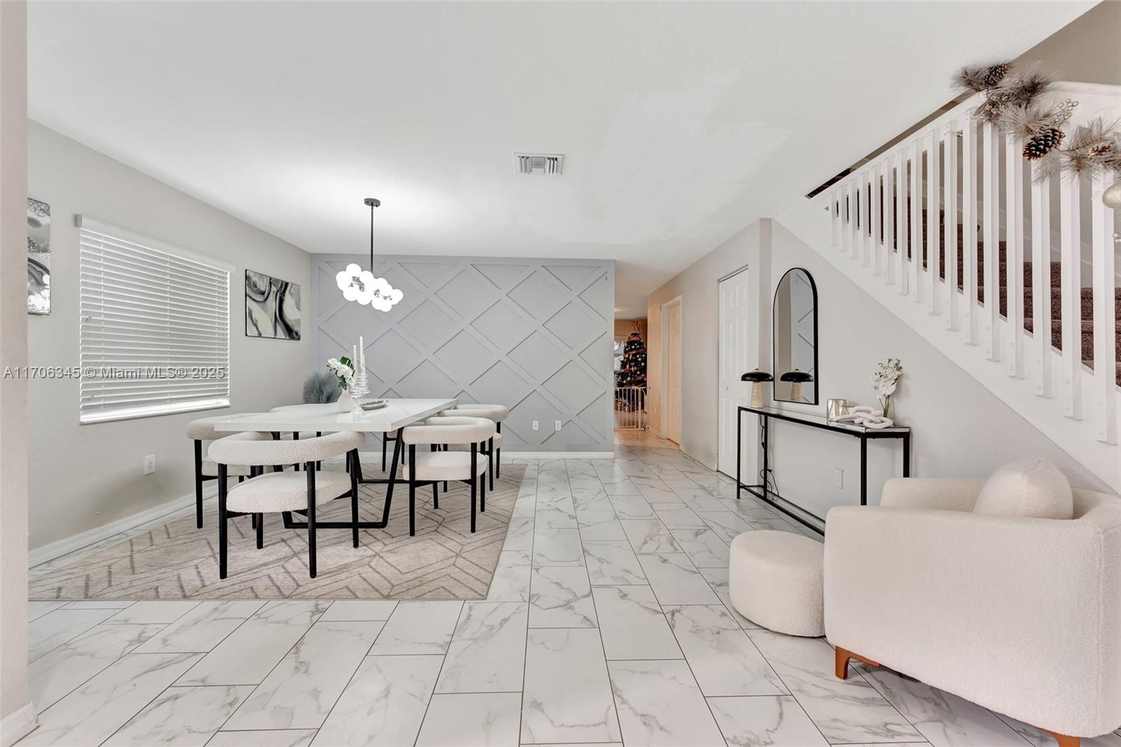 417 NW 9th Ave