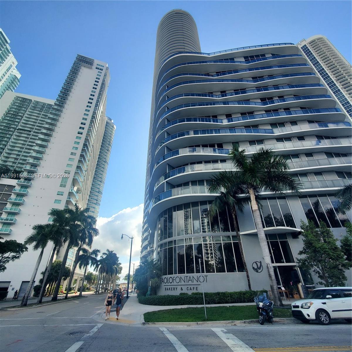 ARIA ON THE BAY CONDO - Residential