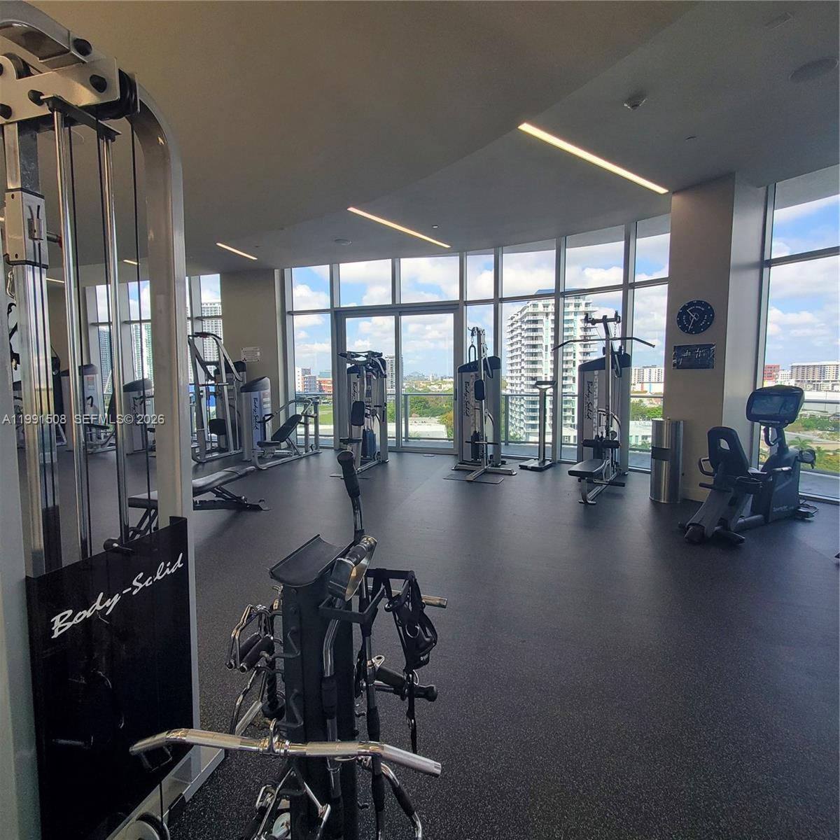 ARIA ON THE BAY CONDO - Residential