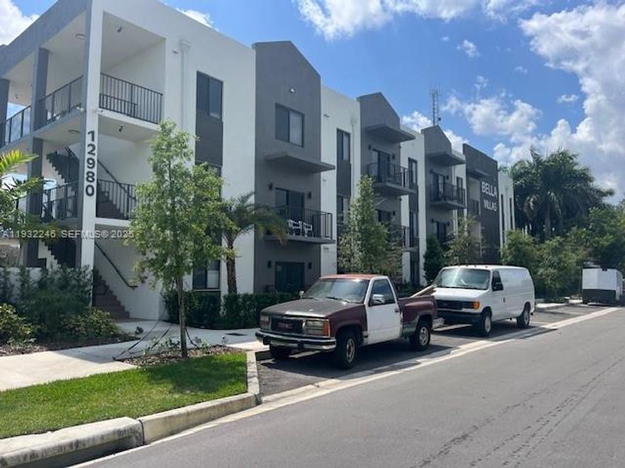 Located in a peaceful community, this 2-bedroom, 2-bathroom apartment features modern finishes, spacious living areas, and a functional layout. The unit includes two assigned parking spaces, with additional street parking available. Enjoy the convenience of an in-unit washer and dryer and a large private balcony. Section 8 applicants welcome.