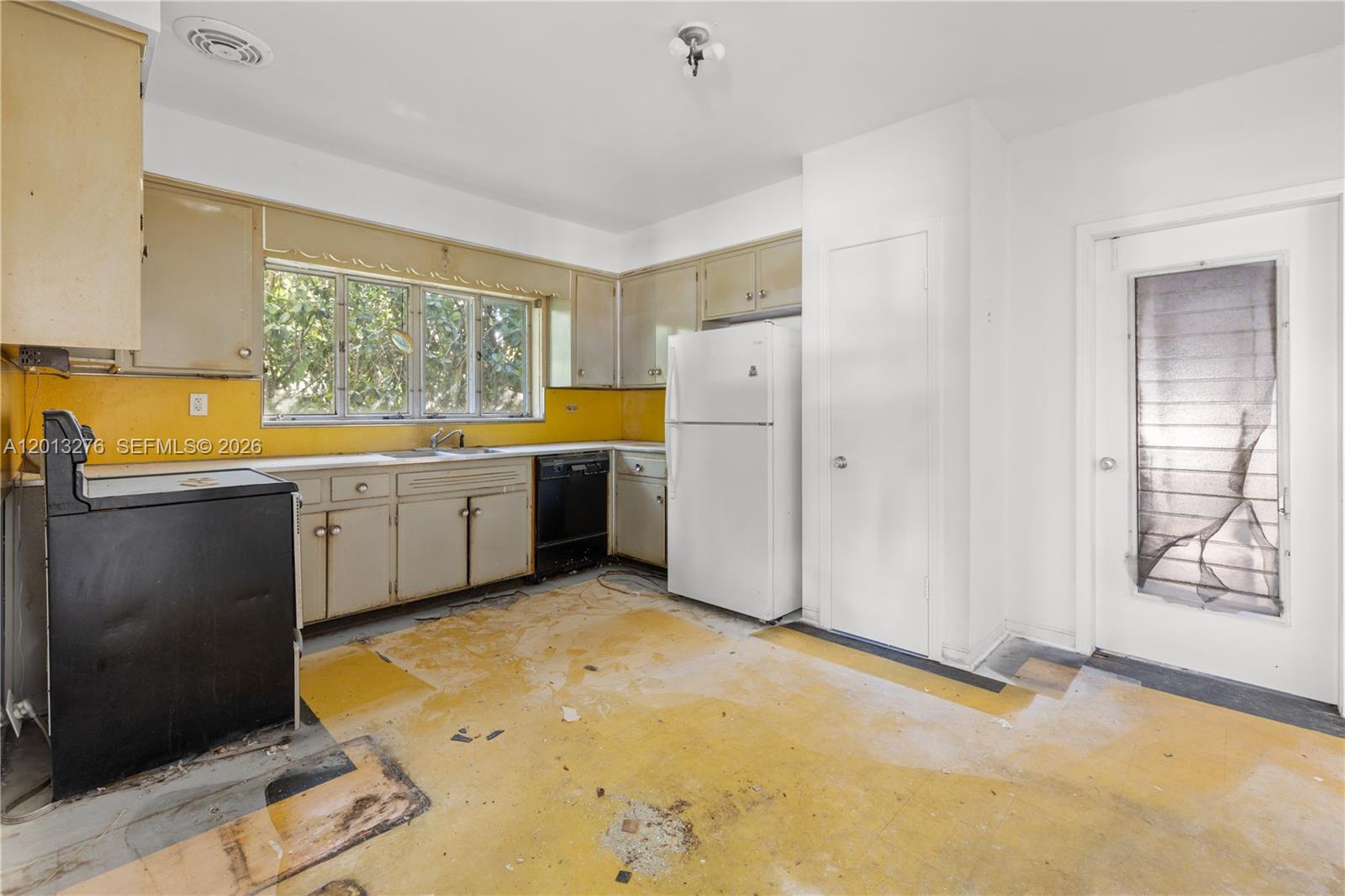 MIAMI SHORES SEC 4 AMD PL - Residential