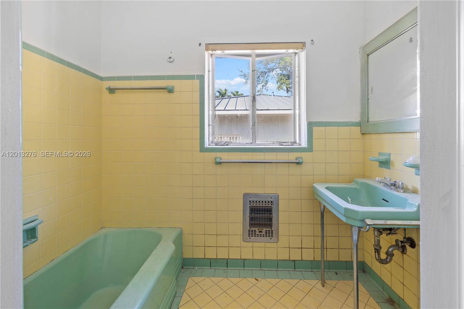 MIAMI SHORES SEC 4 AMD PL - Residential