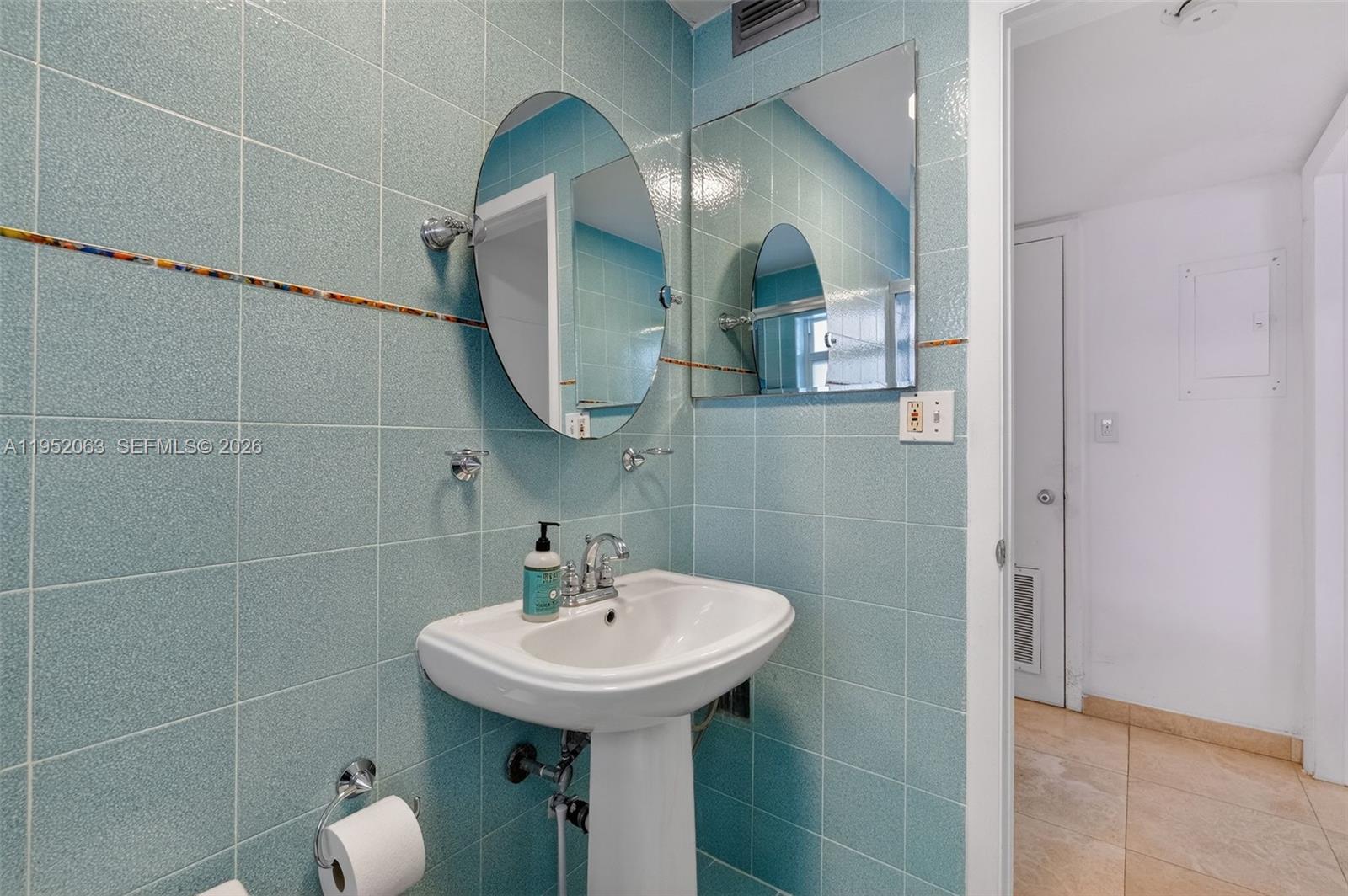 801 MERIDIAN AVE CONDO AP - Residential