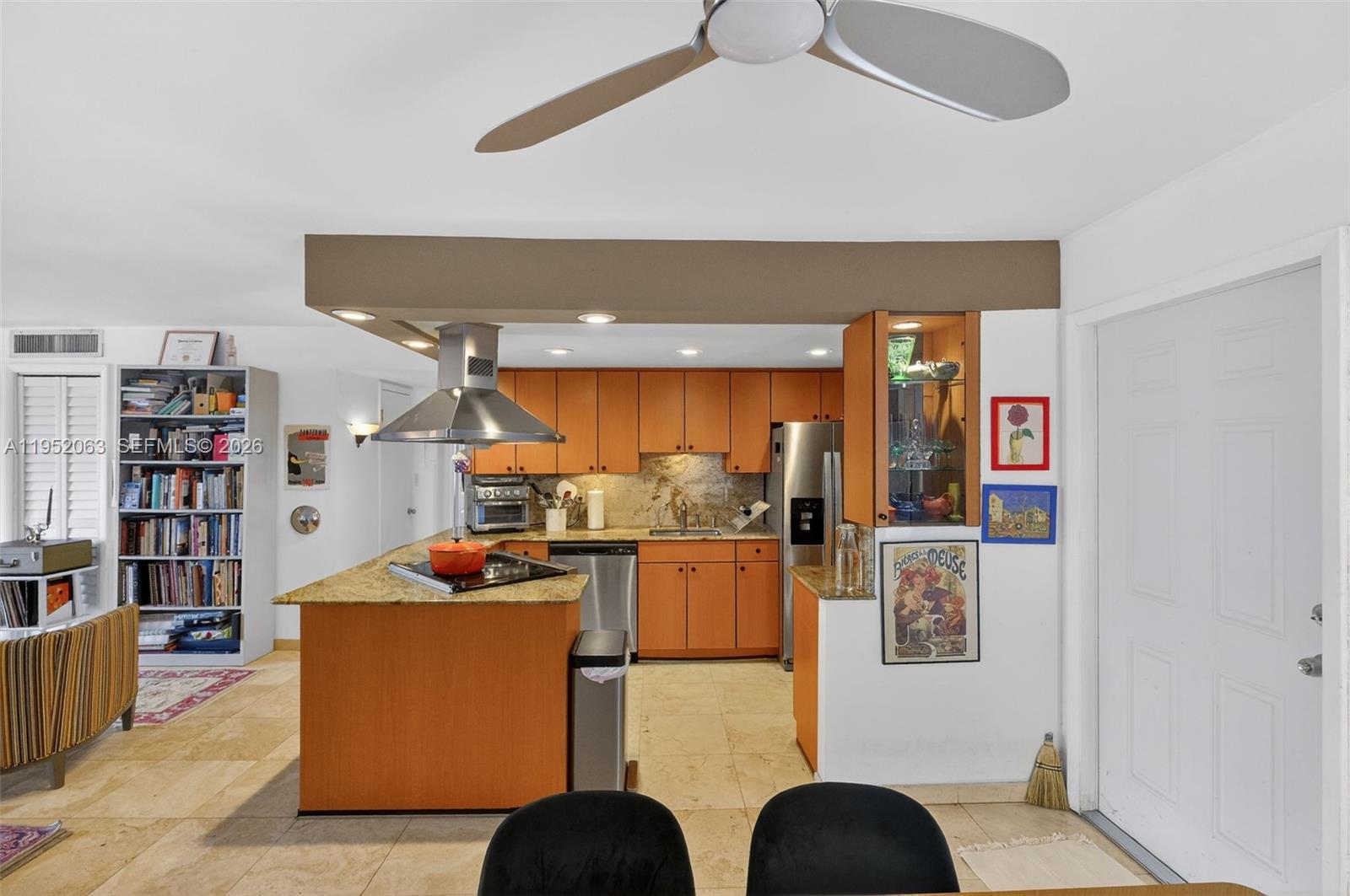 801 MERIDIAN AVE CONDO AP - Residential