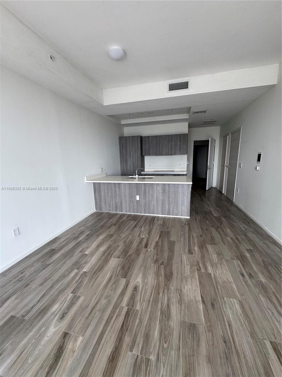 801 SMA RESIDENCES CONDO - Residential Lease