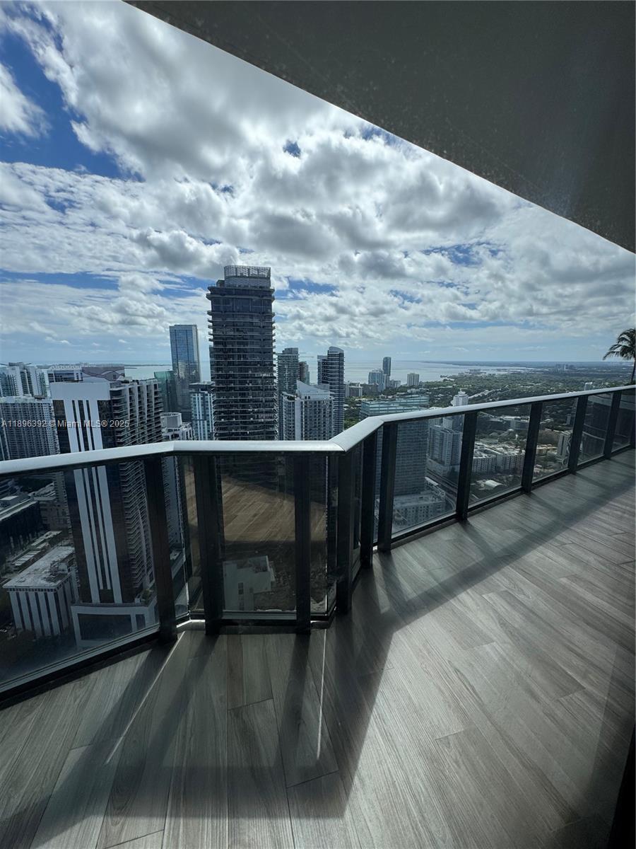 801 SMA RESIDENCES CONDO - Residential Lease