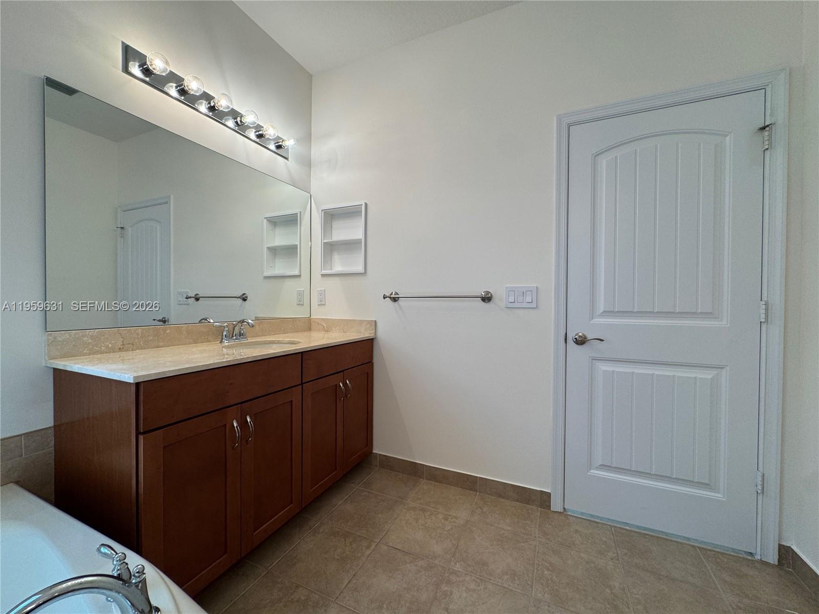 VERONA ESTATES - Residential