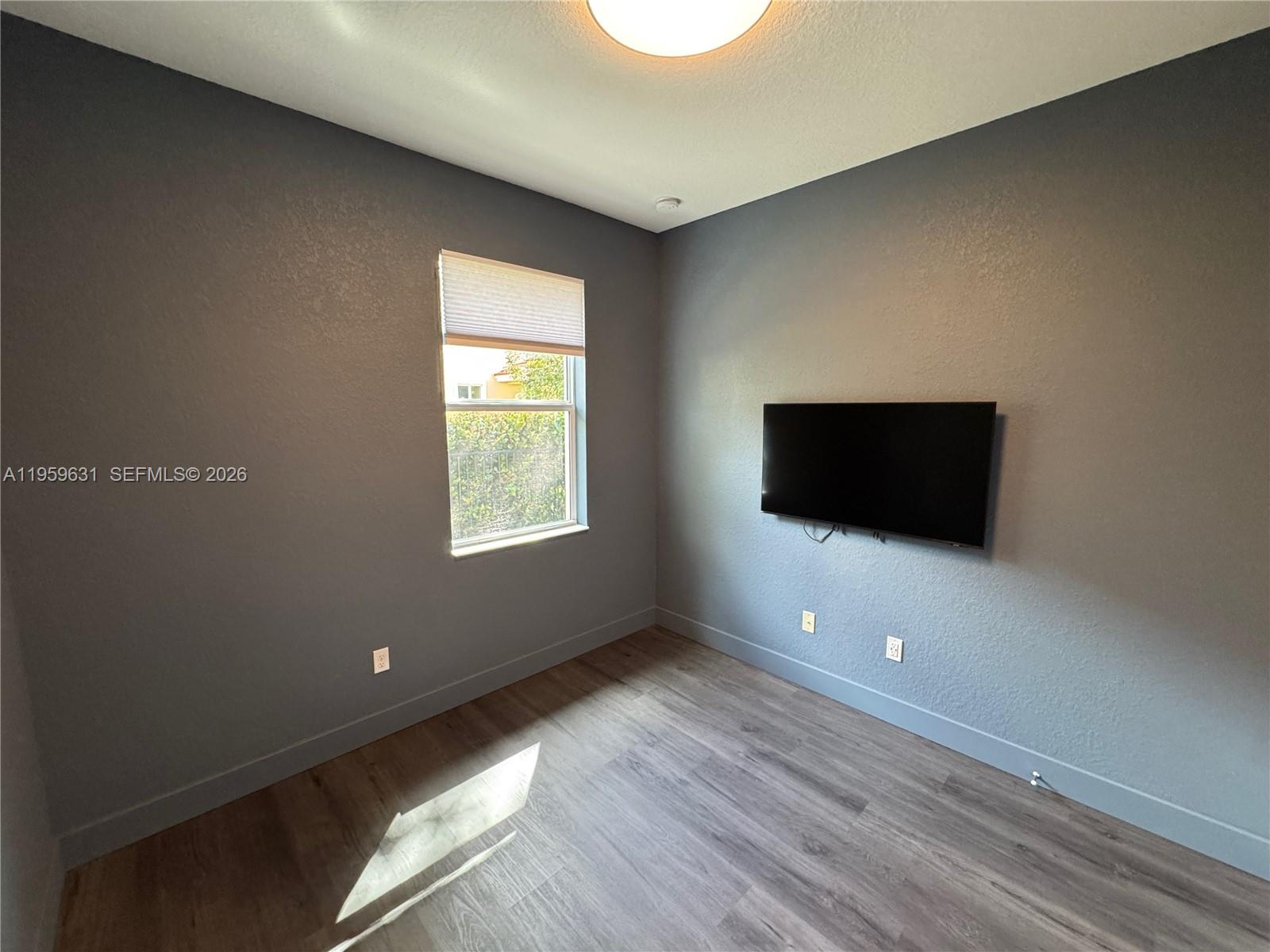 VERONA ESTATES - Residential