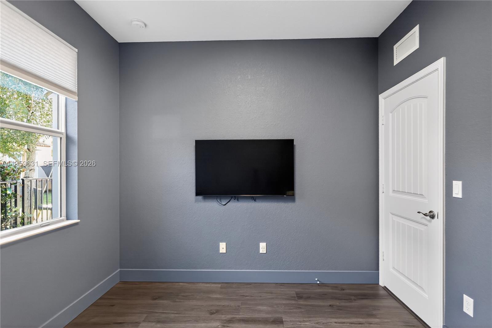 VERONA ESTATES - Residential