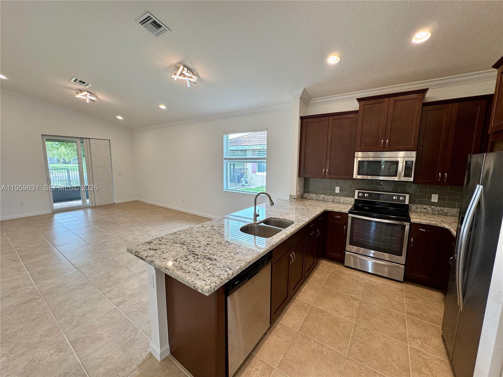 VERONA ESTATES - Residential