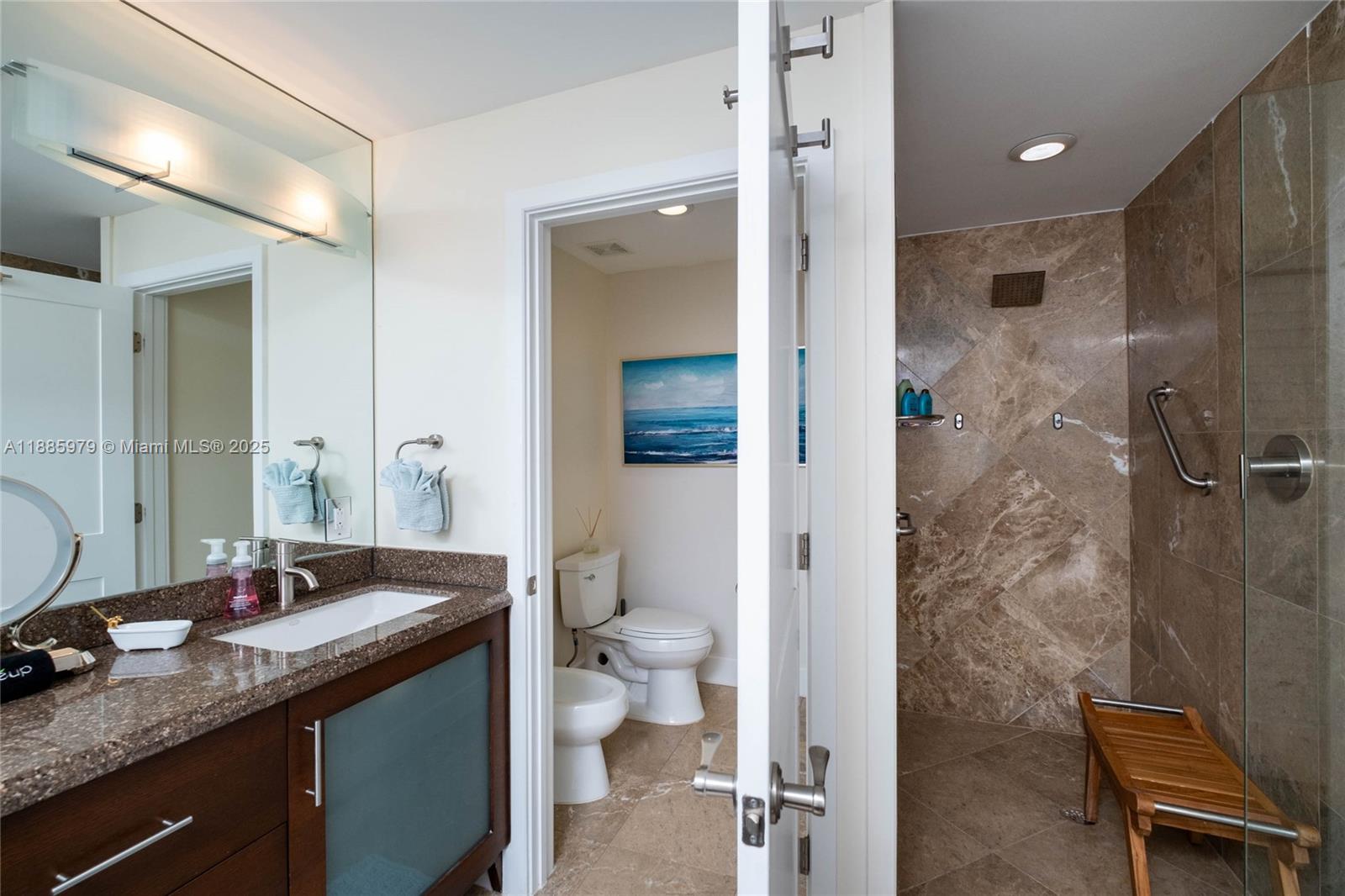 THE SAILFISH AT MARINERS - Residential