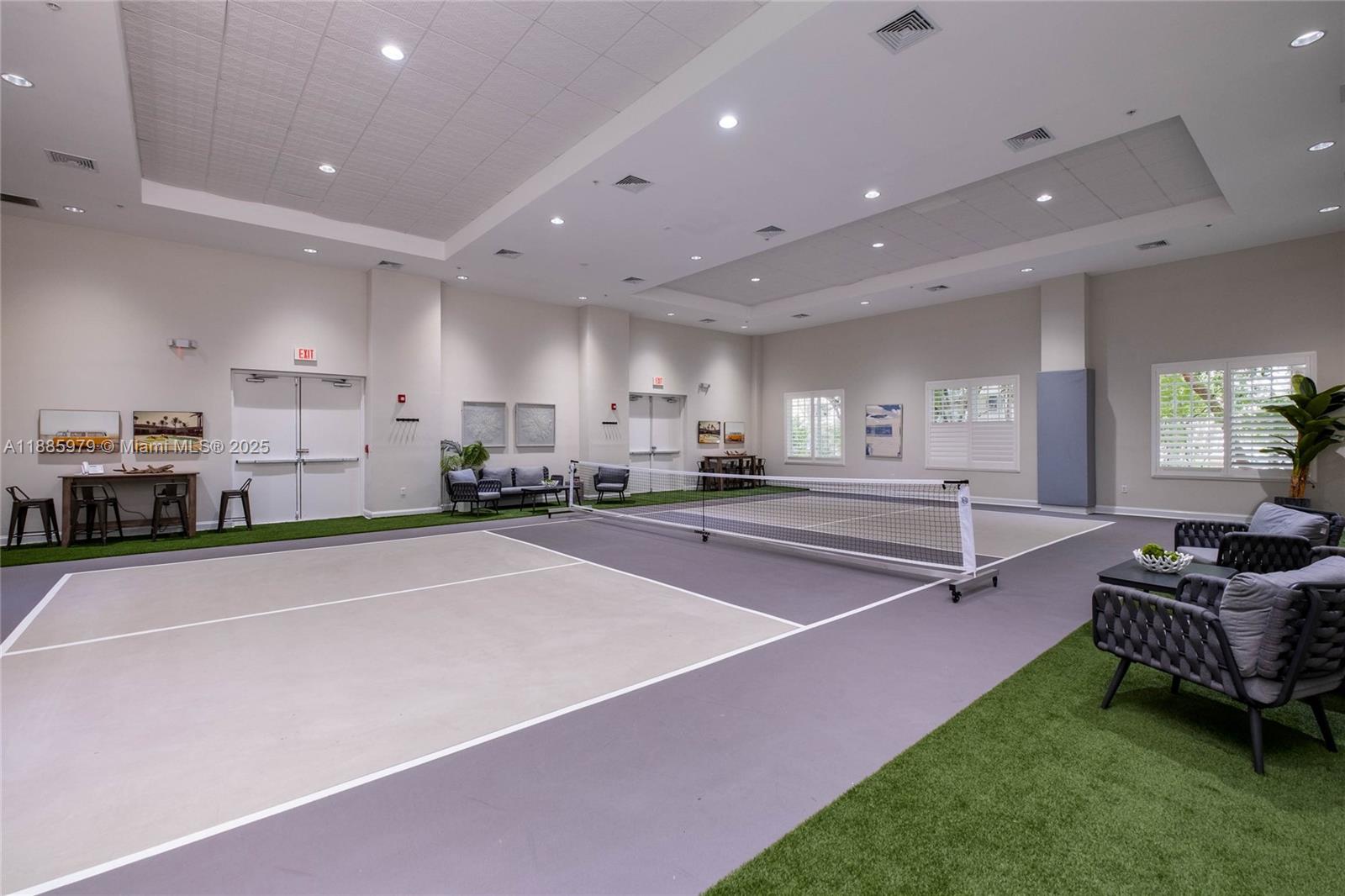 THE SAILFISH AT MARINERS - Residential