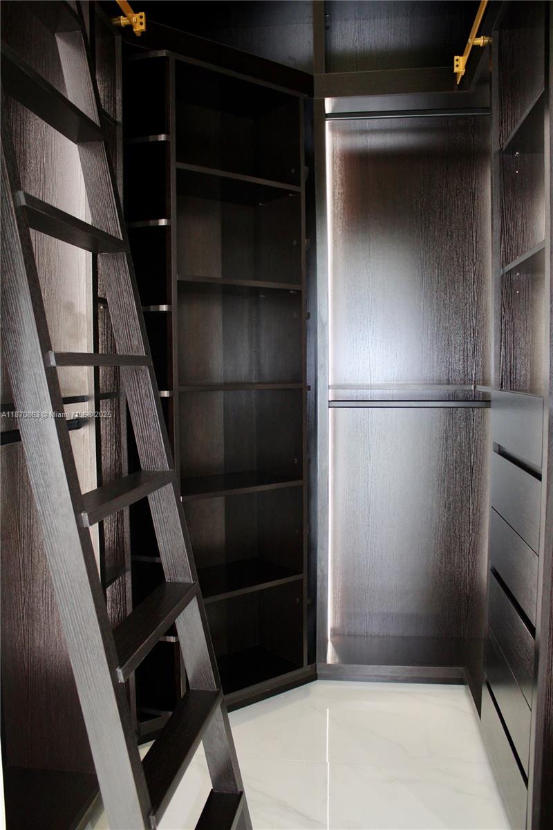 ICON BRICKELL NO TWO - Residential Lease