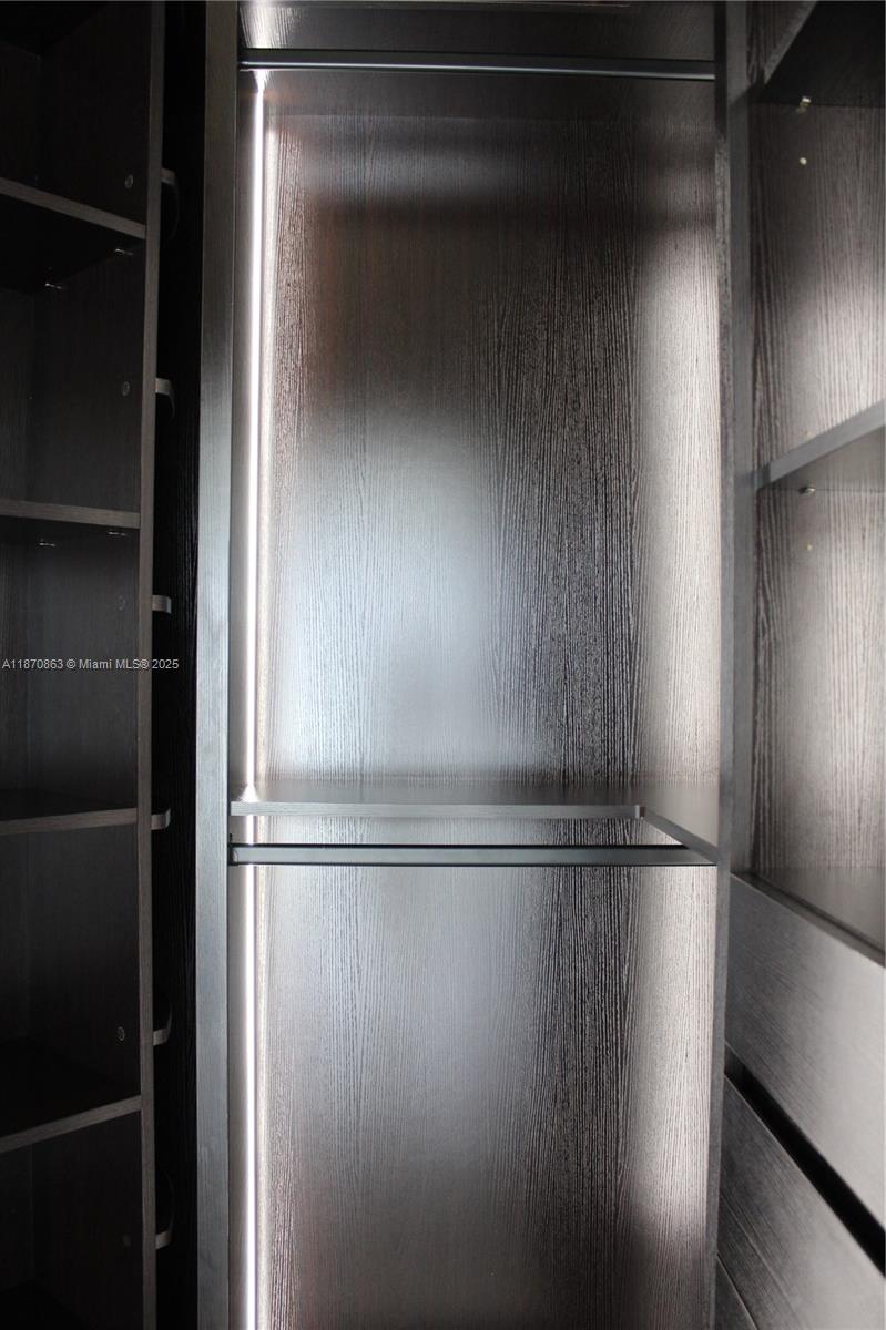 ICON BRICKELL NO TWO - Residential Lease