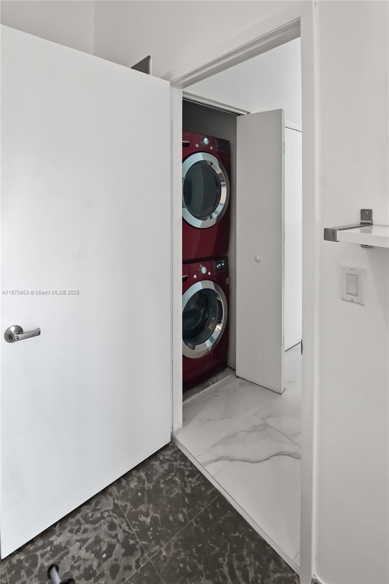 ICON BRICKELL NO TWO - Residential Lease