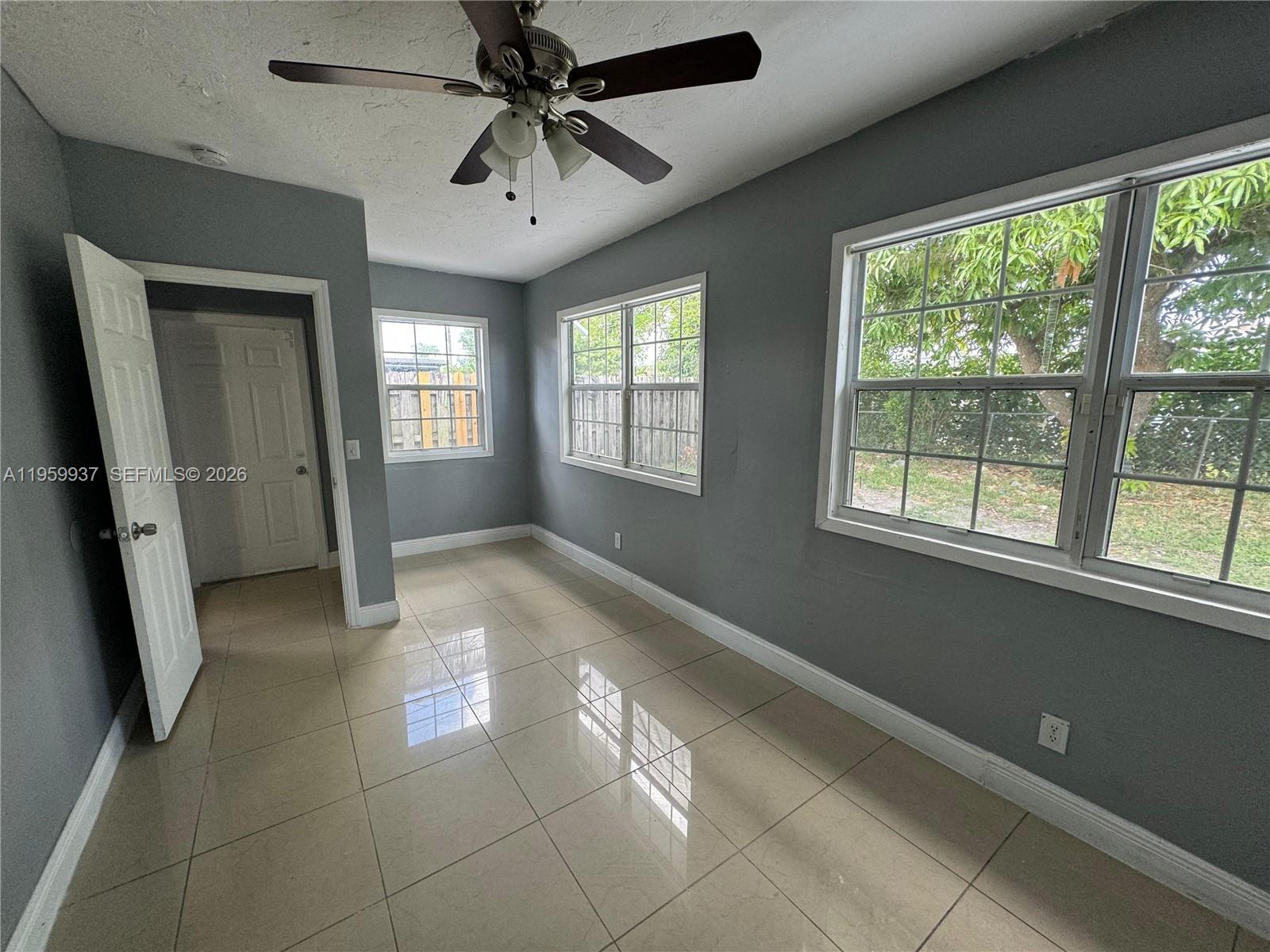 SUNRISE GOLF VILLAGE SEC - Residential