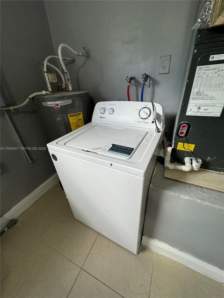 SUNRISE GOLF VILLAGE SEC - Residential