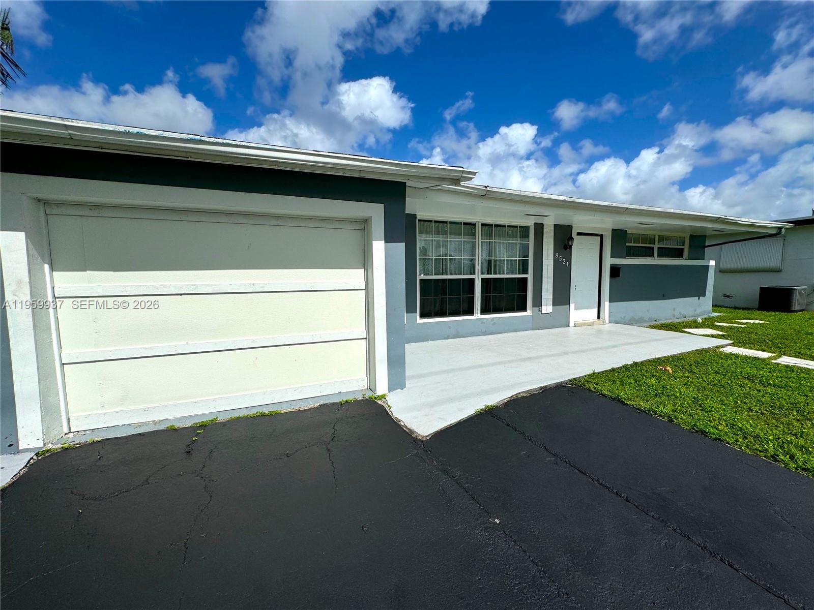 SUNRISE GOLF VILLAGE SEC - Residential