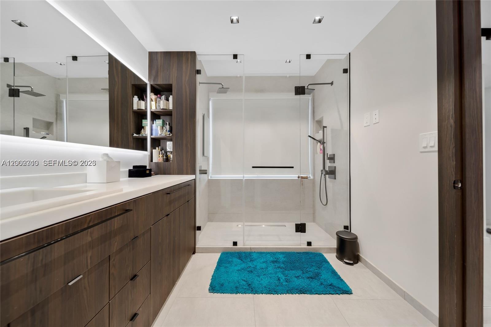 EAST SHENANDOAH - Residential Lease