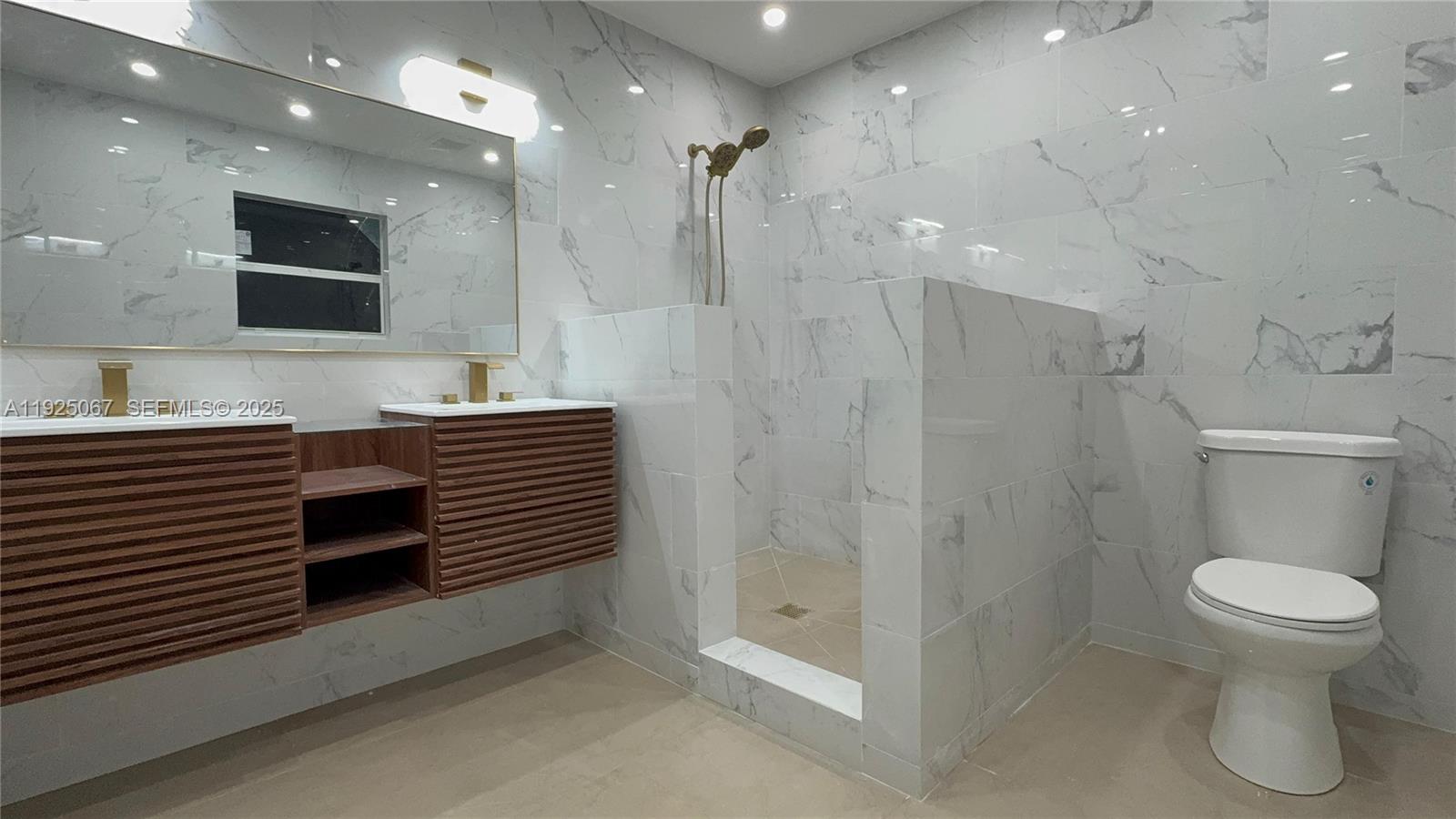 SUNKIST GROVE - Residential