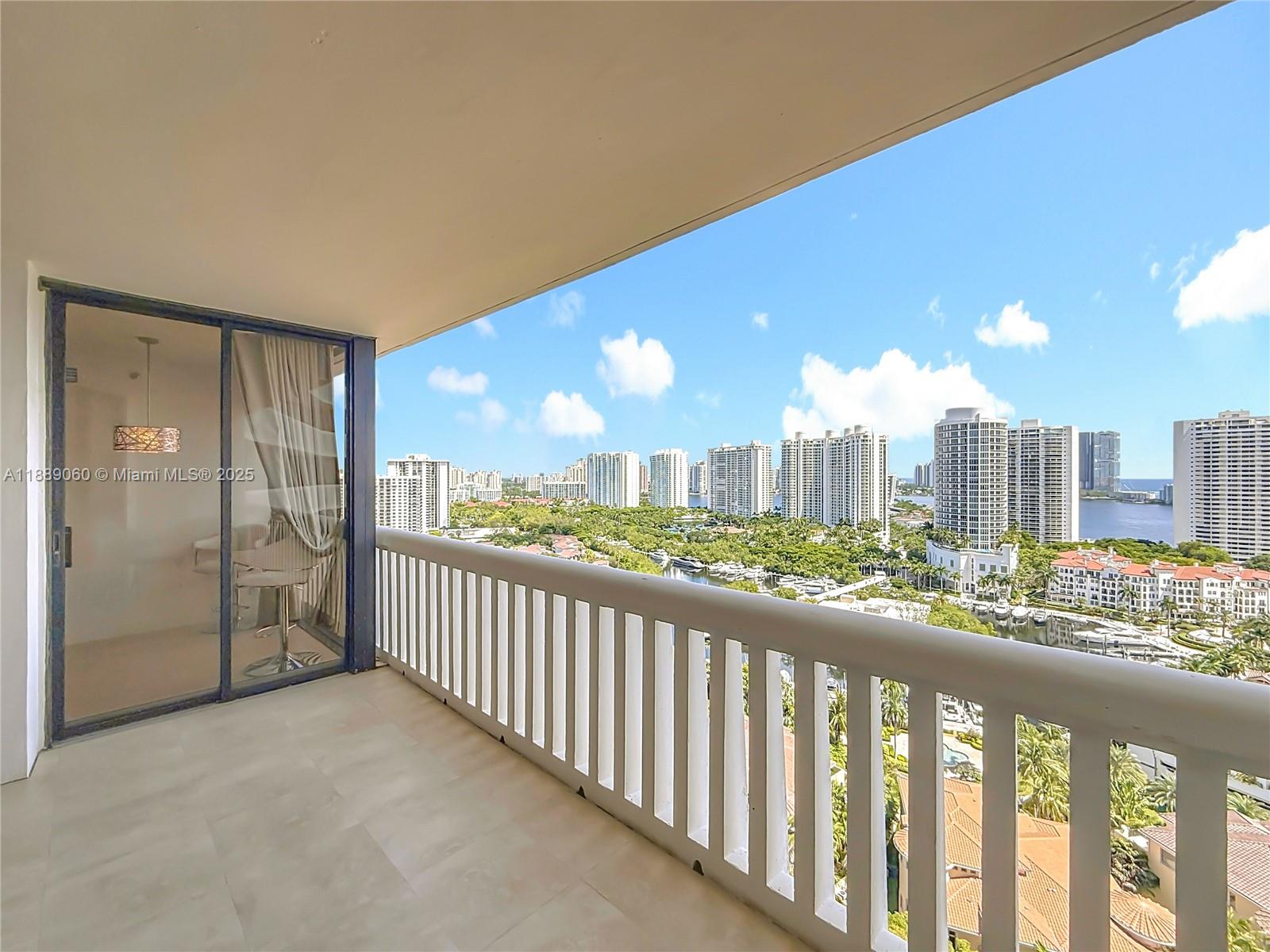 1000 ISL BLVD WILLIAMS IS - Residential Lease