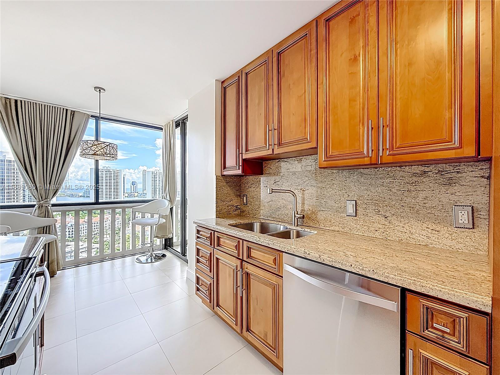 1000 ISL BLVD WILLIAMS IS - Residential Lease