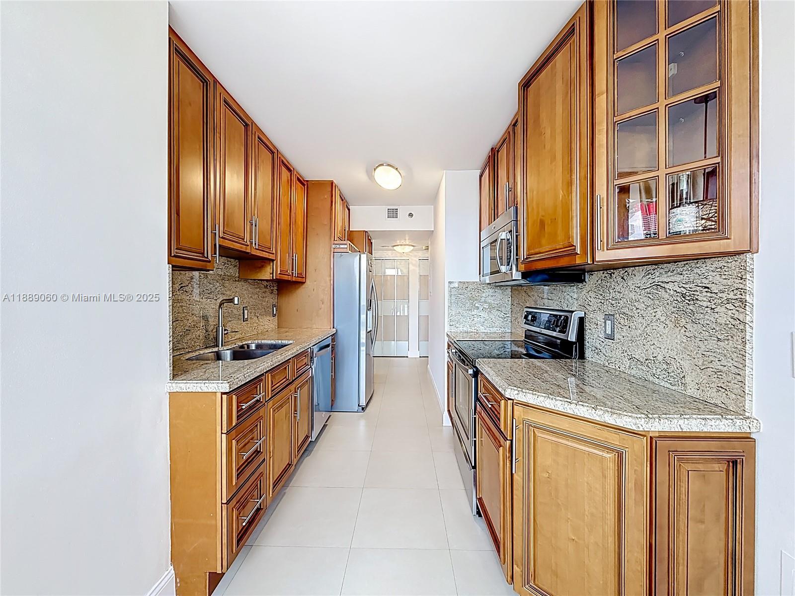 1000 ISL BLVD WILLIAMS IS - Residential Lease