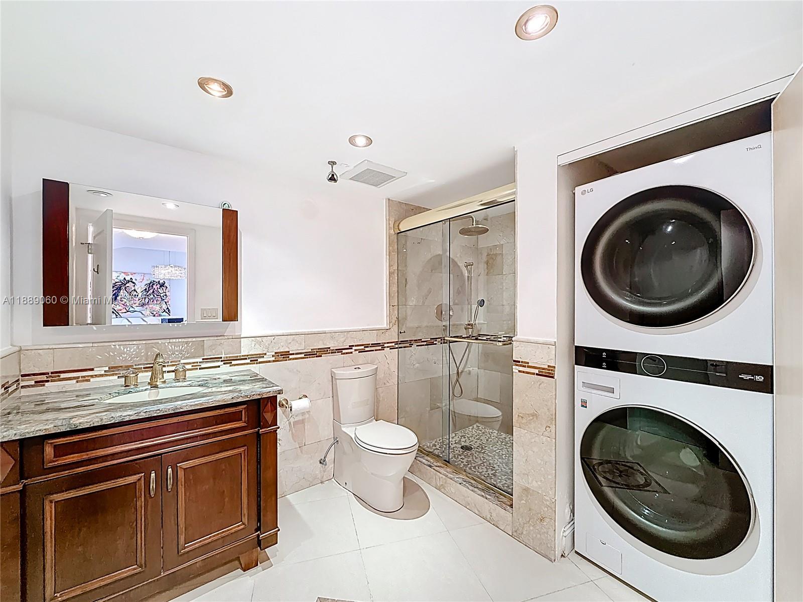 1000 ISL BLVD WILLIAMS IS - Residential Lease