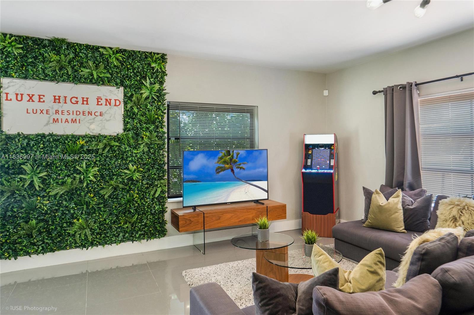 5050 NW 12th Ave Whole Villa