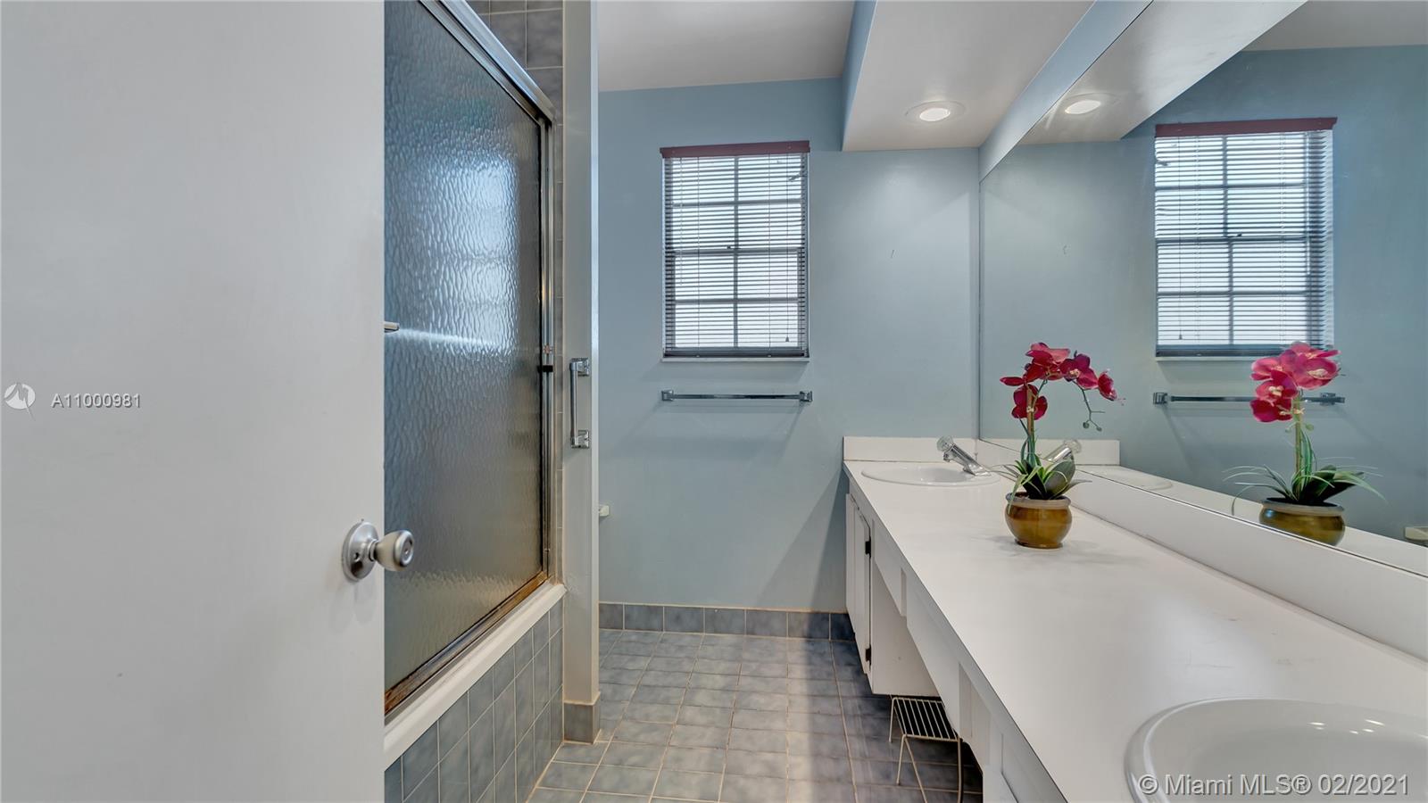 PANACHE SEC 4 - Residential