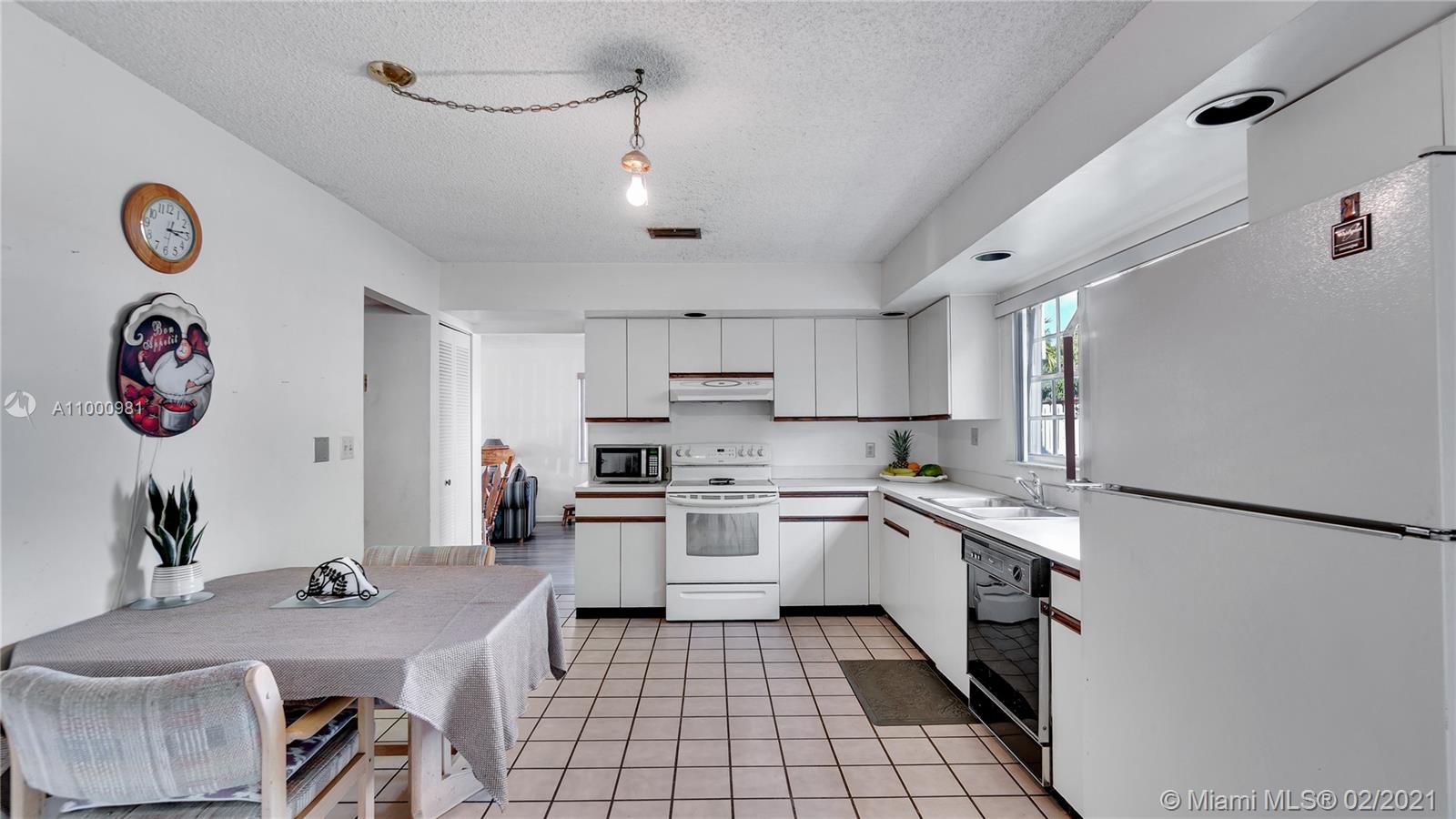 PANACHE SEC 4 - Residential