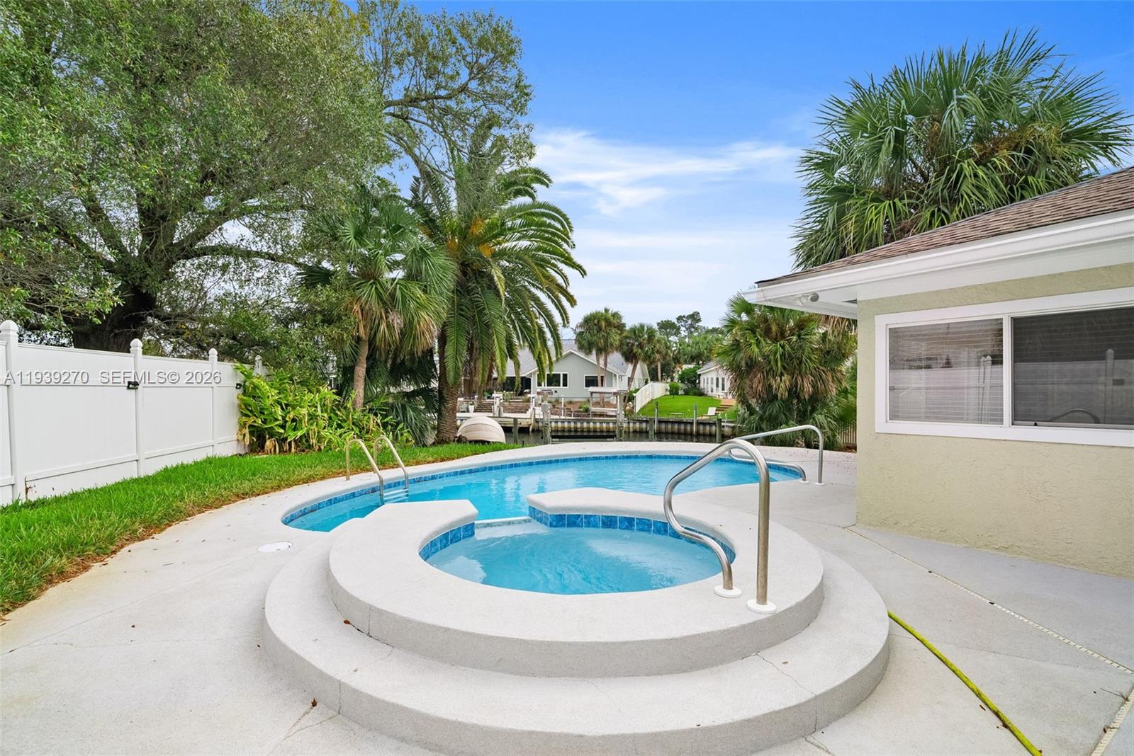 BAY POINT - Residential