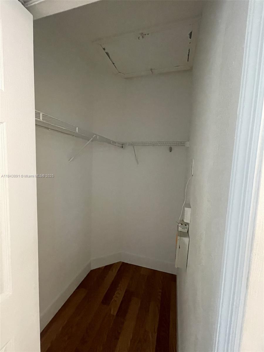 VILLAS AT CARMEL CONDO NO - Residential