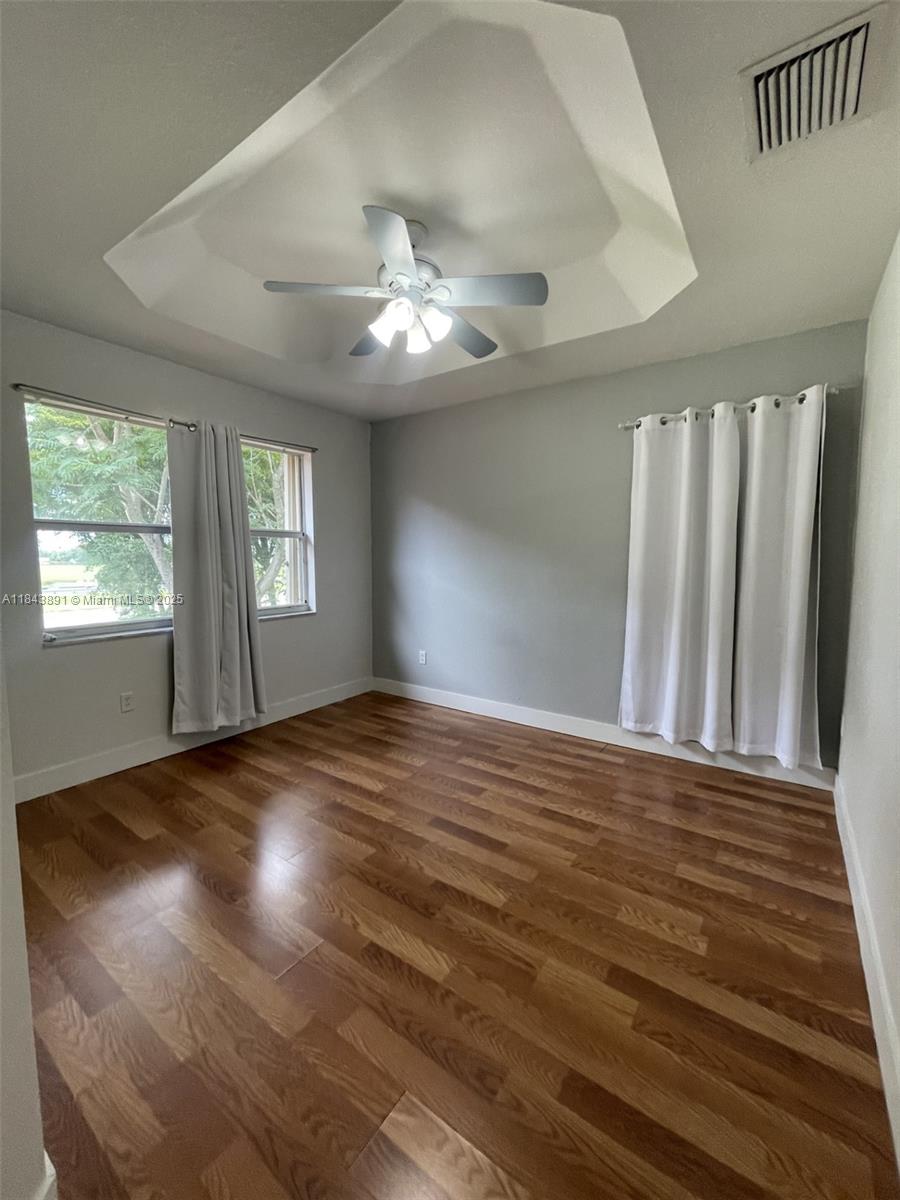 VILLAS AT CARMEL CONDO NO - Residential