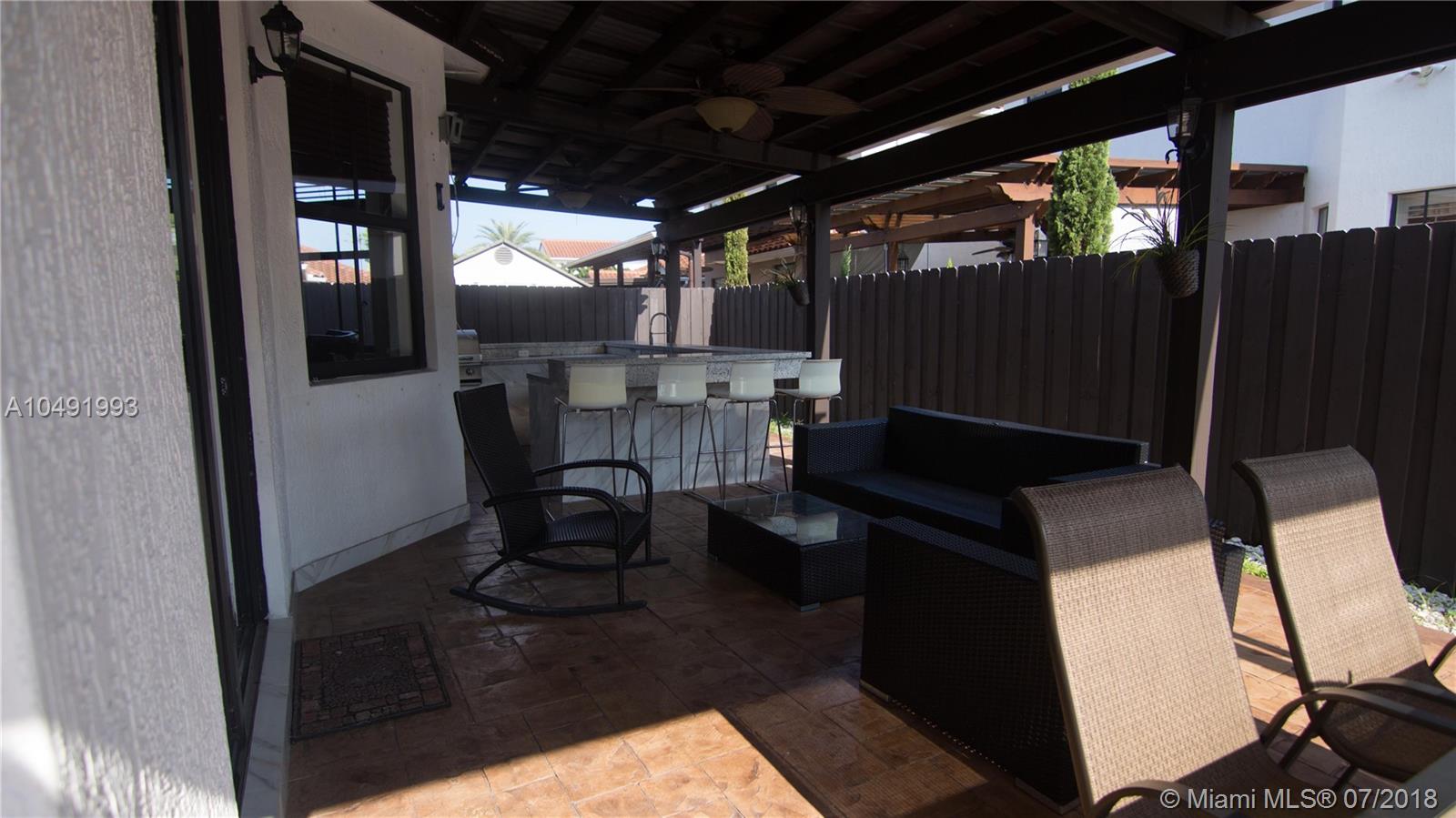 FONTAINEBLEAU WEST NORTH - Residential