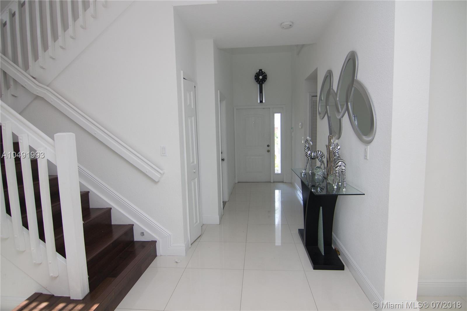 FONTAINEBLEAU WEST NORTH - Residential