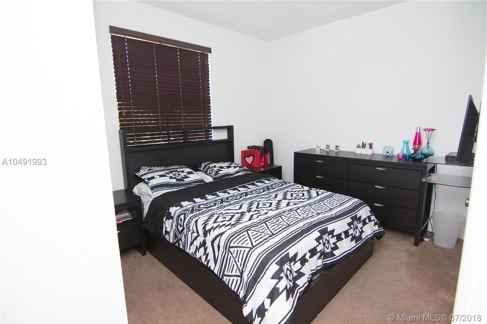 FONTAINEBLEAU WEST NORTH - Residential