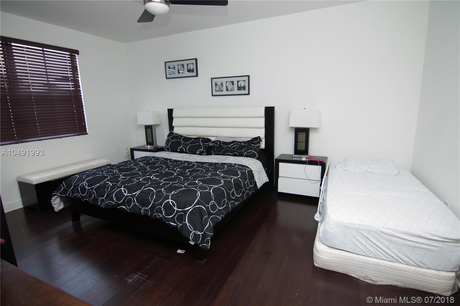 FONTAINEBLEAU WEST NORTH - Residential