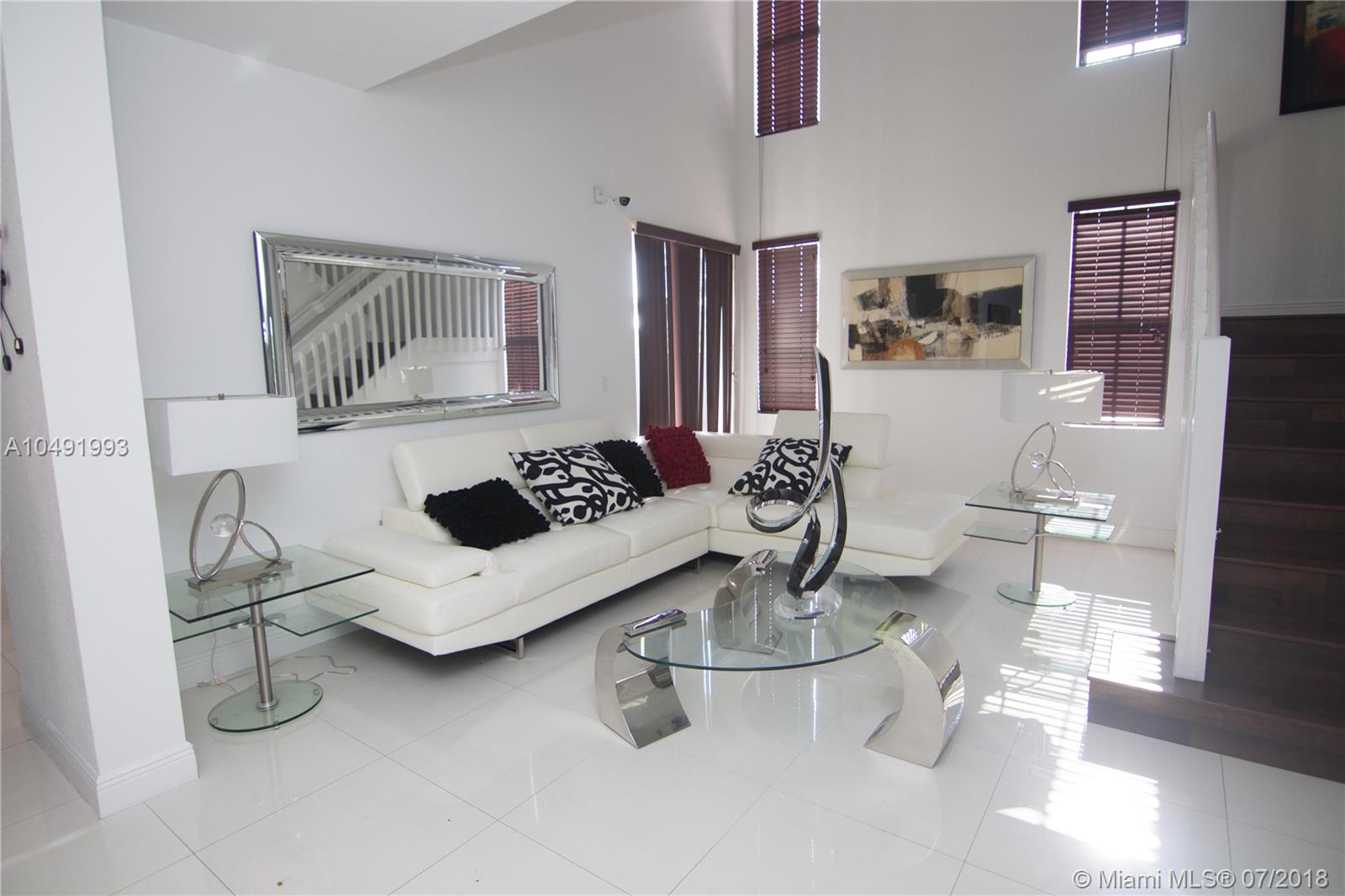 FONTAINEBLEAU WEST NORTH - Residential