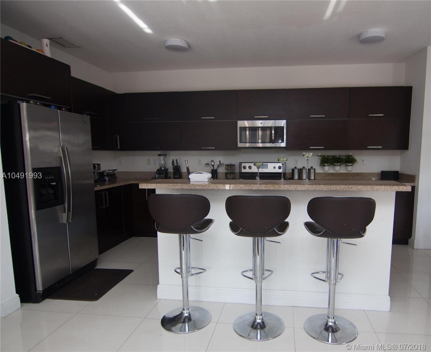 FONTAINEBLEAU WEST NORTH - Residential