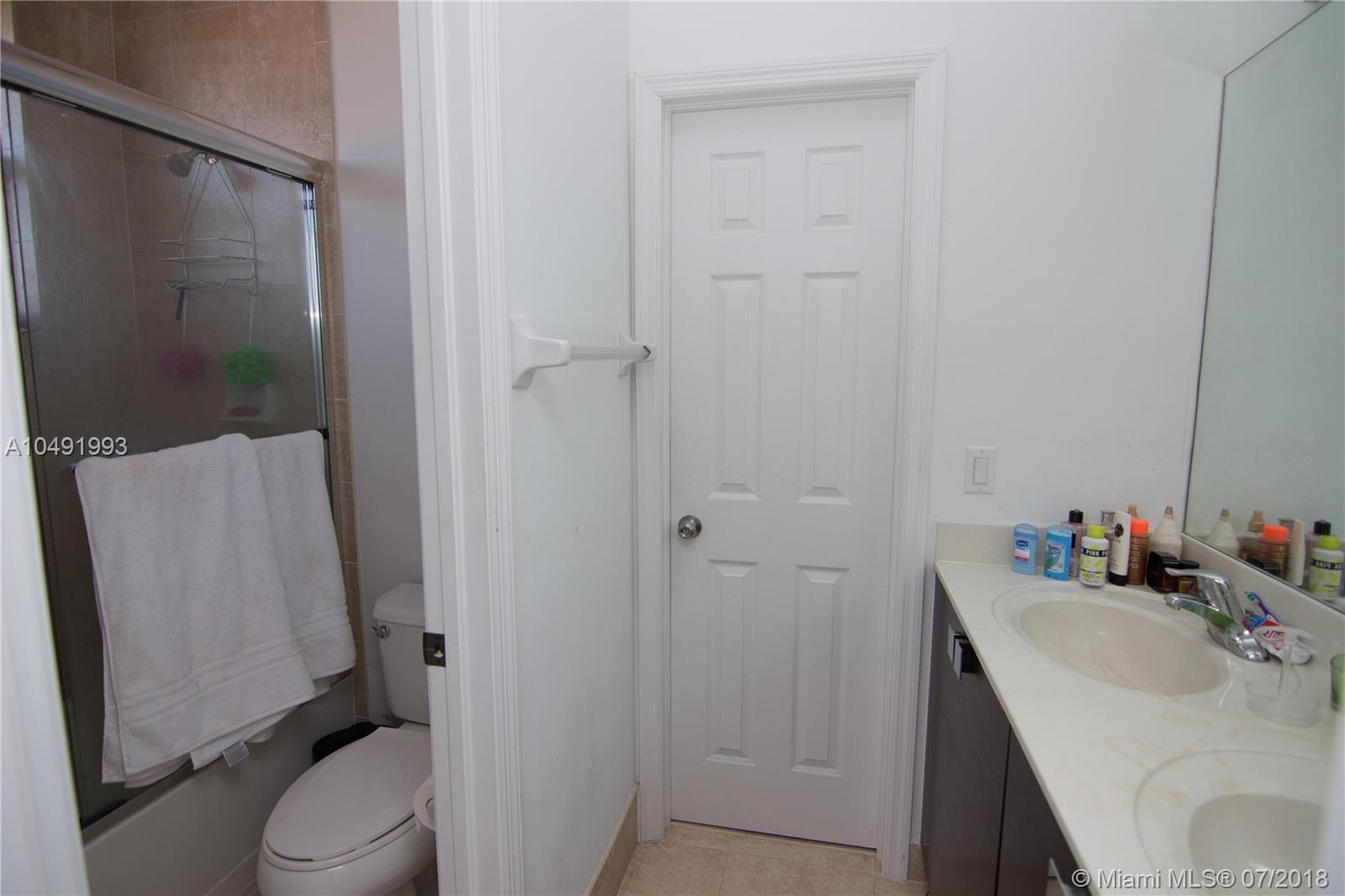 FONTAINEBLEAU WEST NORTH - Residential