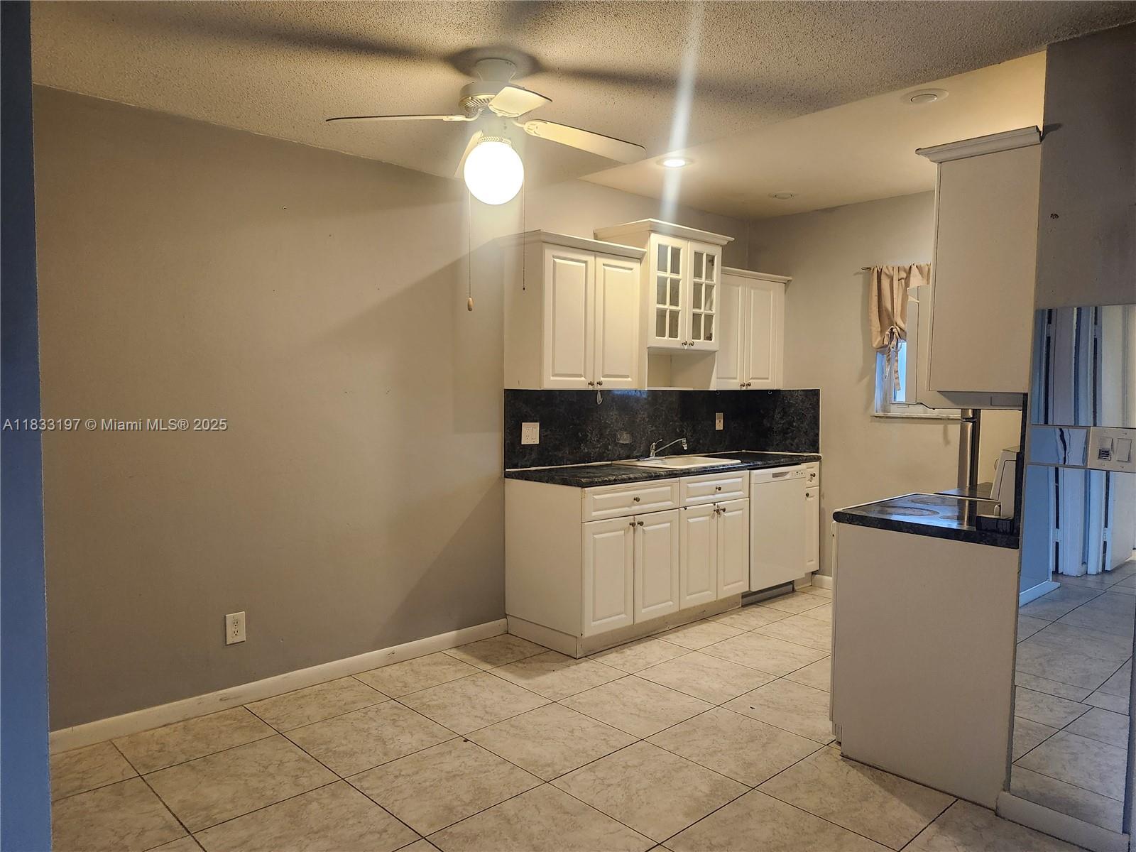 421 NE 1st St 112