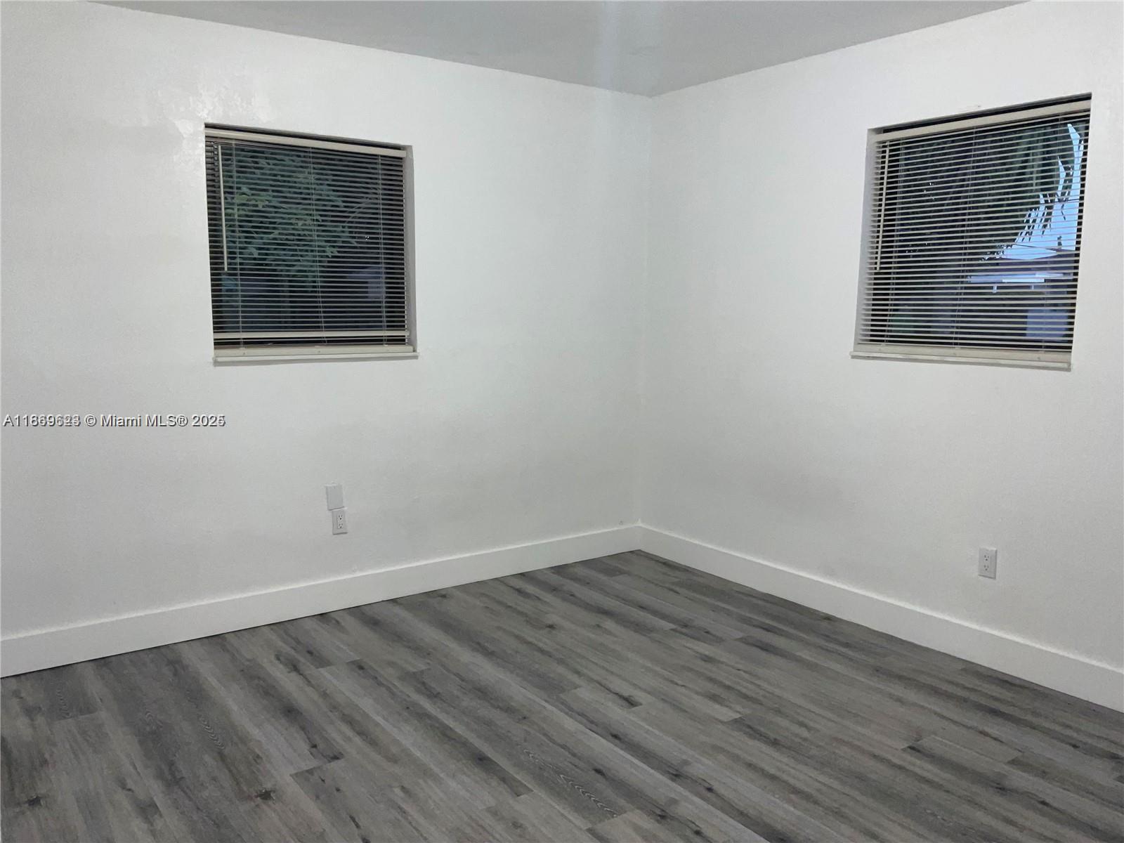 7 53 41 HIALEAH 17TH ADDN - Residential