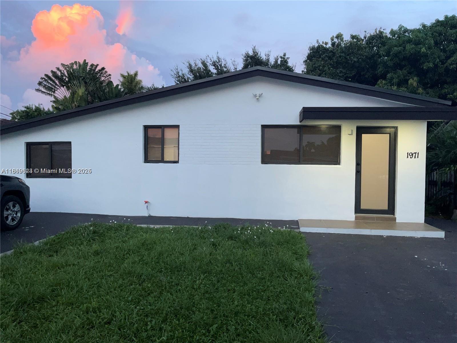 Stuning 4-Bedroom, 3-Bathroom Home in the Heart of Hialeah!
This beautifully upgraded single-family residence offers modern comfort and timeless style. Featuring a new roof, impact-resistant windows and doors, and elegant laminate flooring throughout. The kitchen and bathrooms have been fully remodeled showcasing high-end finishes and thoughtful design.
Enjoy the freedom of no HOA, making this an ideal home for families. The spacious backyard offers ample room for pool, outdoor entertaiment, or future expansion.