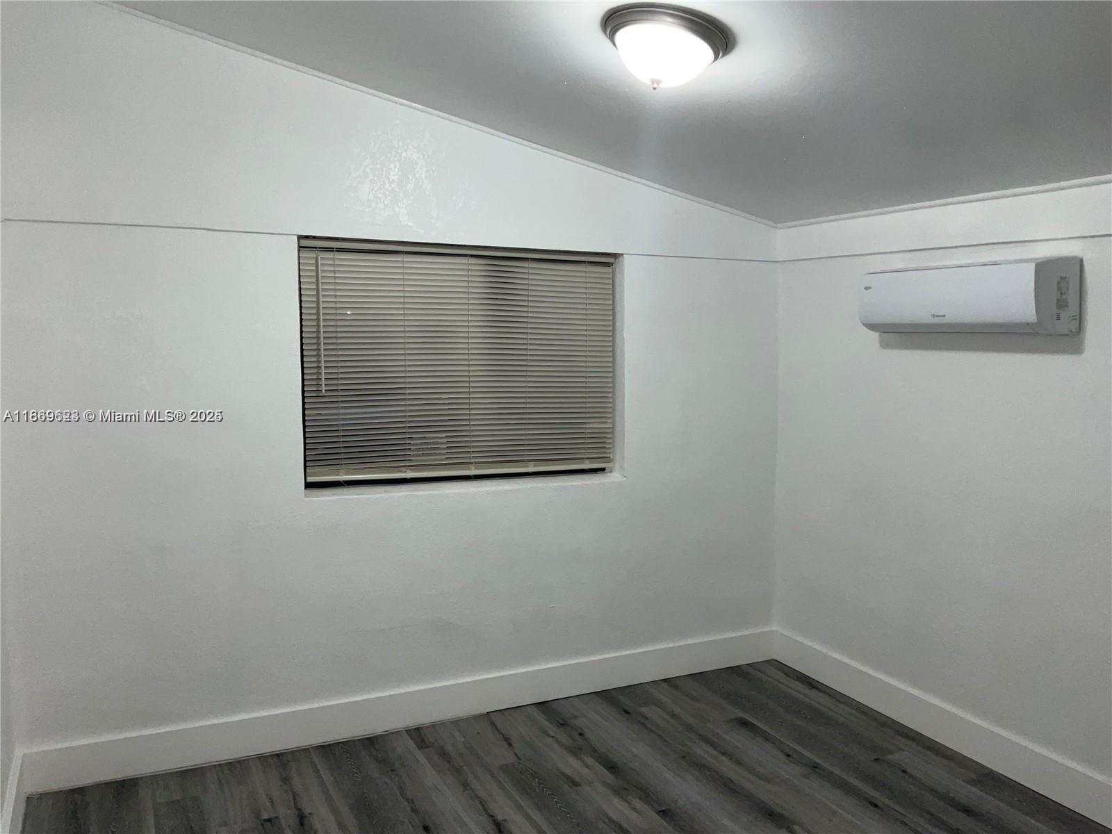 7 53 41 HIALEAH 17TH ADDN - Residential